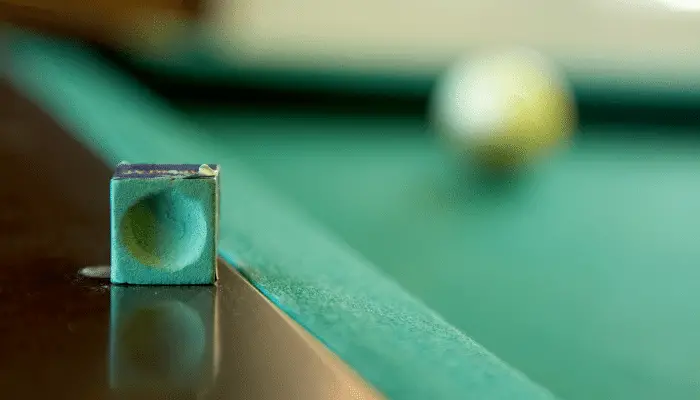 how-to-clean-chalk-off-pool-table-felt-the-pool-academy